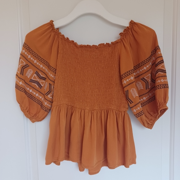 {BaeVely} Boho Smocked Top - Picture 2 of 5